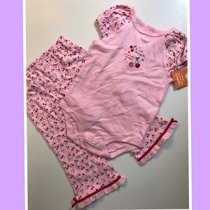 🌸Carter’s🌸NWT Size 18months 2pc cute&comfy combo
